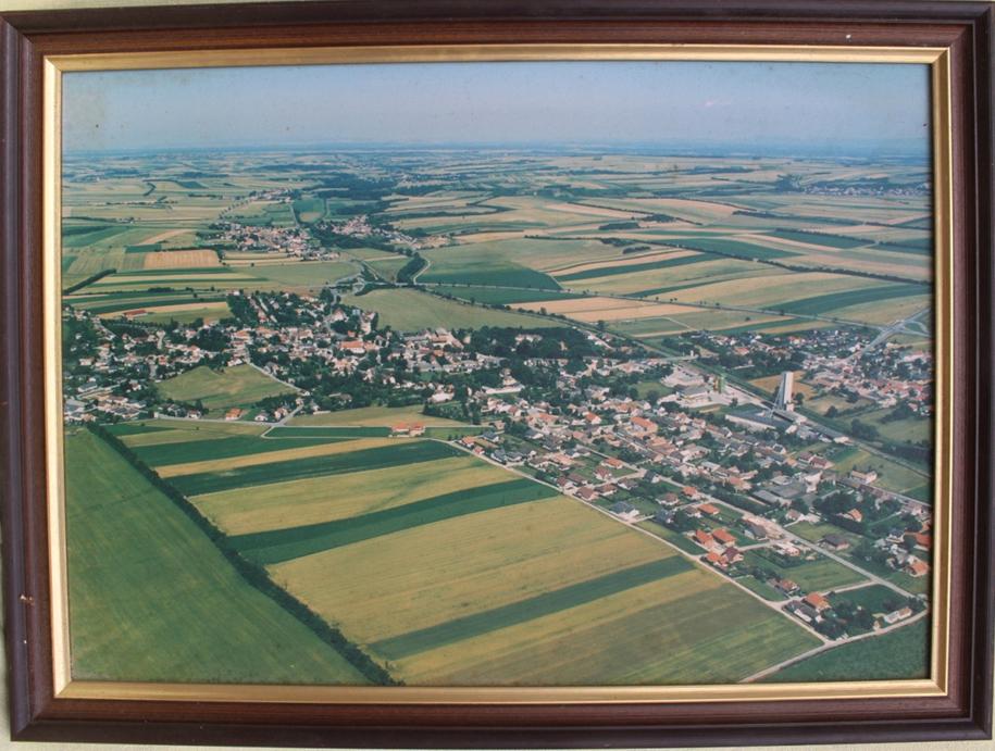 Luftbild der KG Wilfersdorf, 1996
